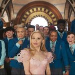 Ariana Grande gives fans "friendly reminder" not to comment on people’s bodies following press coverage on her appearance