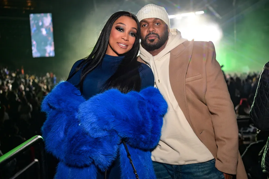 Chris Brown Manager Talks Stadium Tour, Grammys, Album Rumors & More