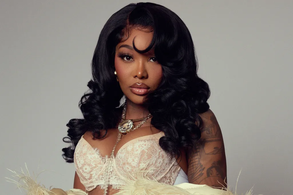 Summer Walker's 'Finally Over It' No. 1 on R&B/Hip-Hop Albums Chart