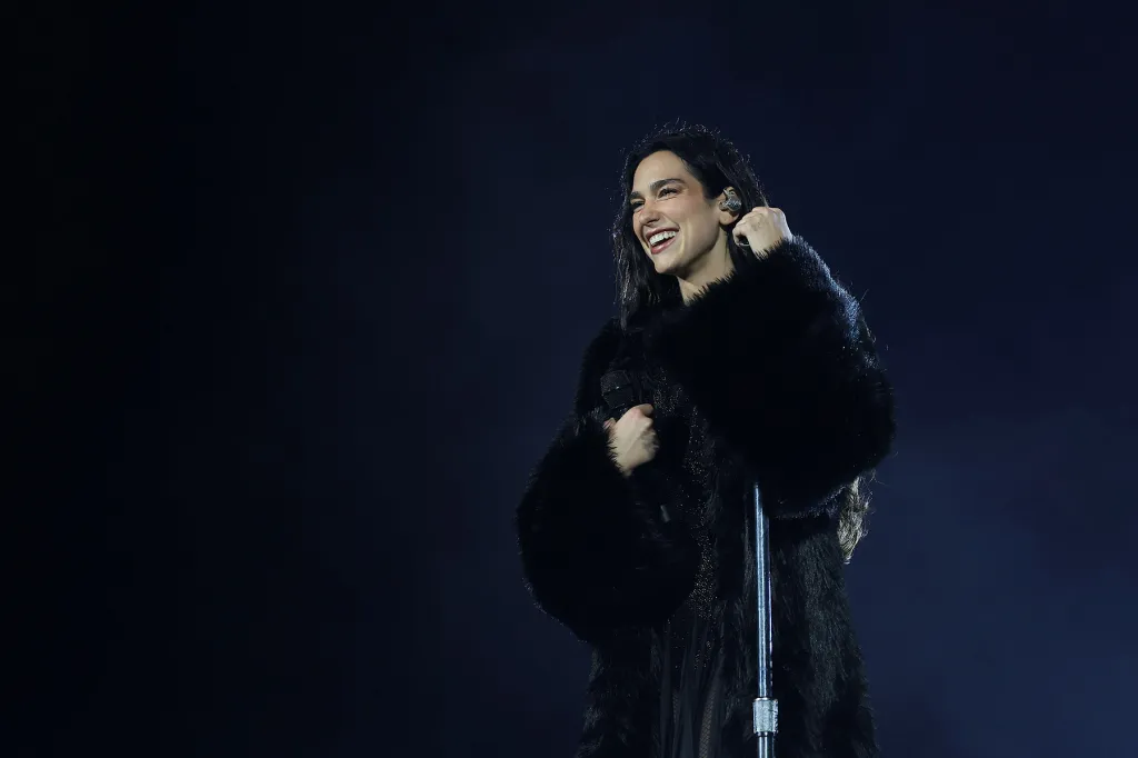 All Dua Lipa's Covers of Spanish & Portuguese Songs on World Tour
