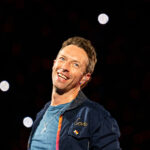 Coldplay's Chris Martin surprises newlyweds by singing first dance at their wedding