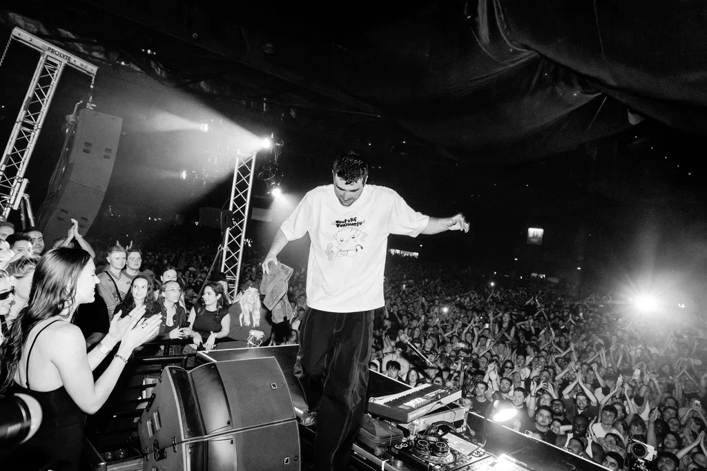 Fred again..'s 10 Shows in 10 Cities Tour: Photos