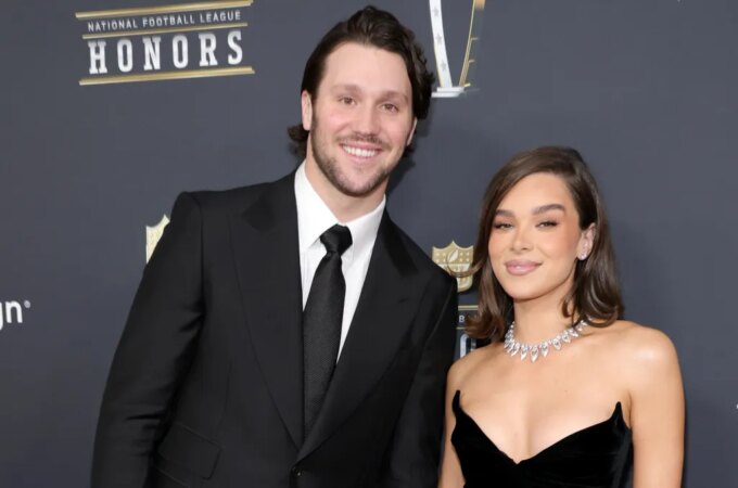 Hailee Steinfeld Pregnant, Expecting First Baby With Josh Allen