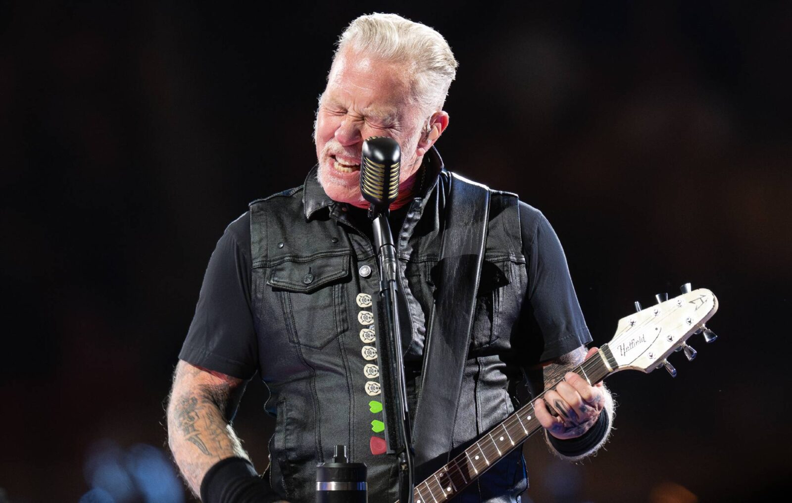 Listen to Metallica’s James Hetfield's spoken word rendition of 'Twas The Night Before Christmas'