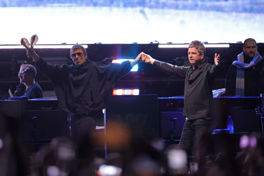 Oasis Guitarist Gem Archer Says Original Oasis Setlist Had 4 More Songs