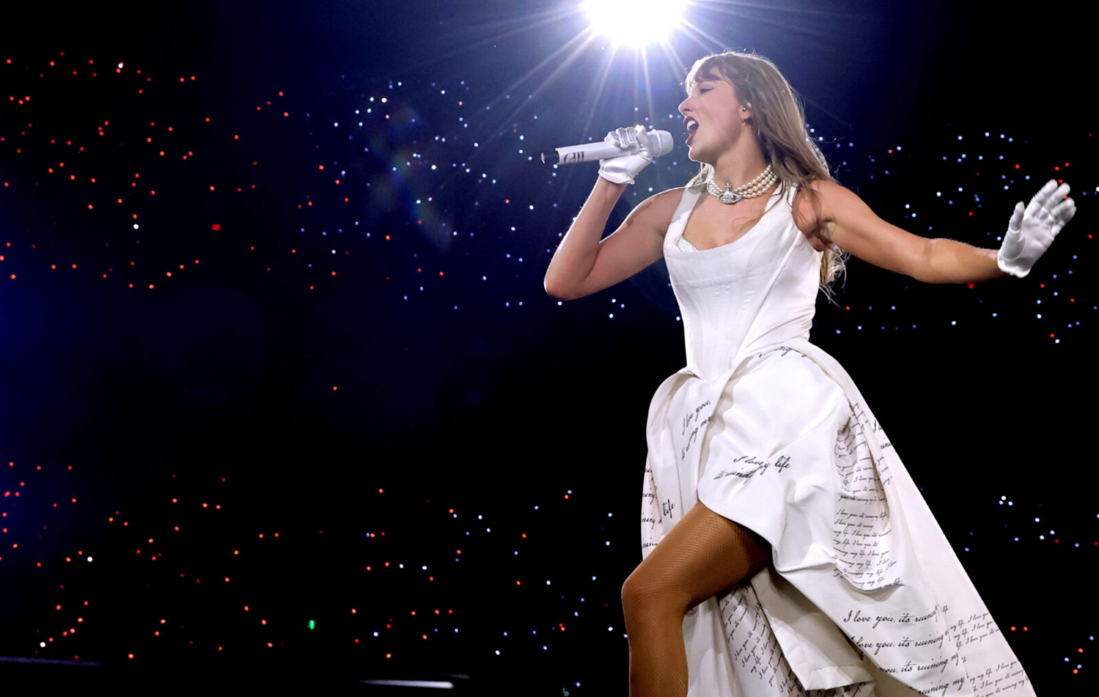 Watch the trailer for Taylor Swift's 'The Eras Tour: The Final Show'