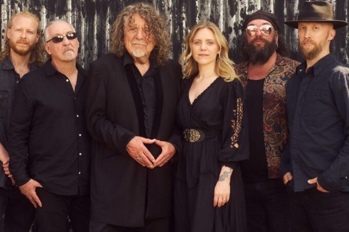 What to Expect From Robert Plant's Upcoming Tour in 2026