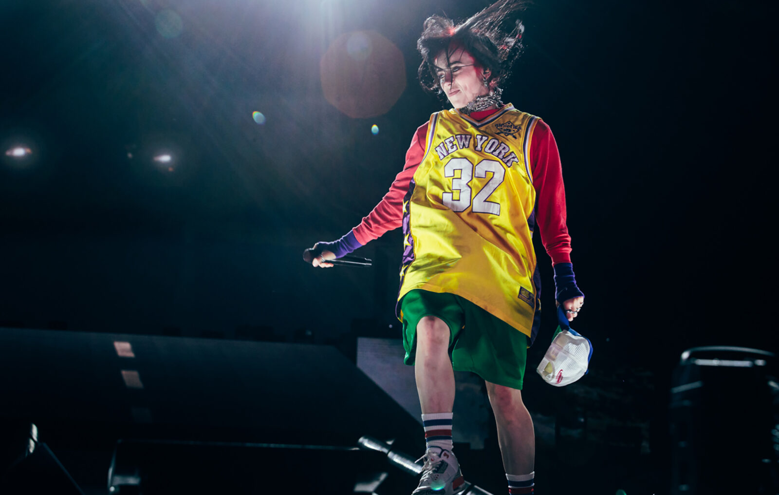 Billie Eilish calls on "fellow celebrities" to "speak up" against ICE