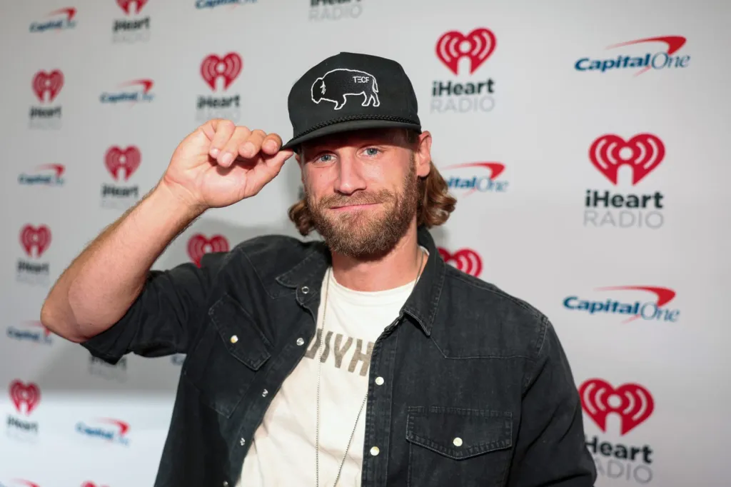 Chase Rice Taking Break From Touring & Music: 'I'm Exhausted'