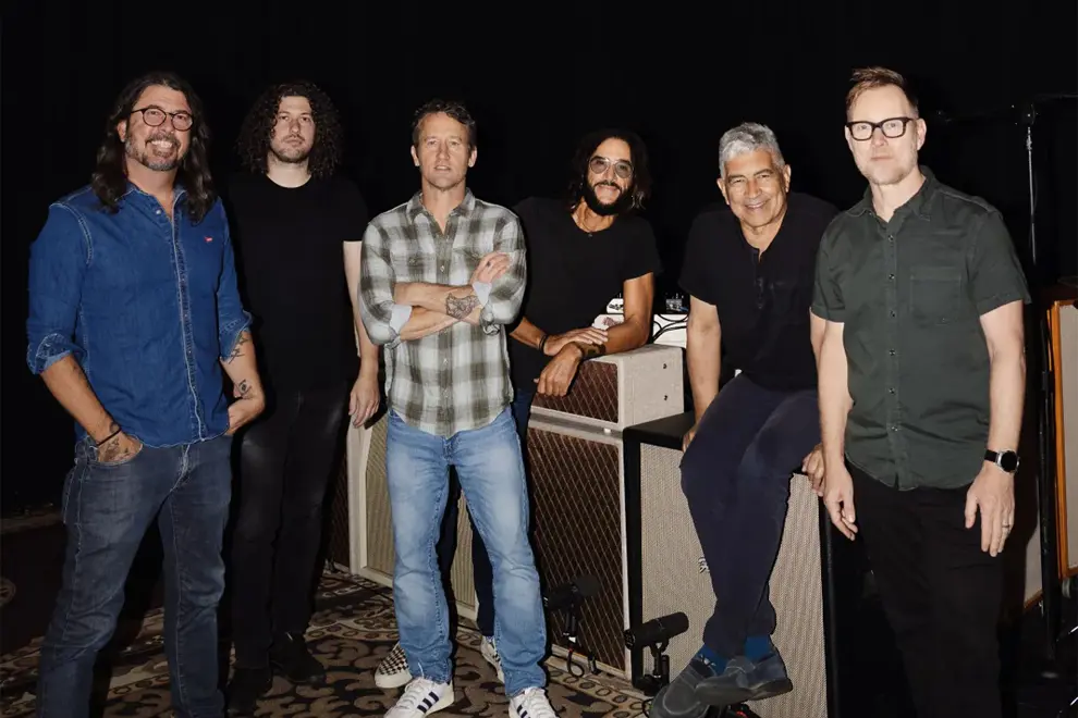 Foo Fighters' Pat Smear To Miss Australian Show Following 'Bizarre Gardening Accident'