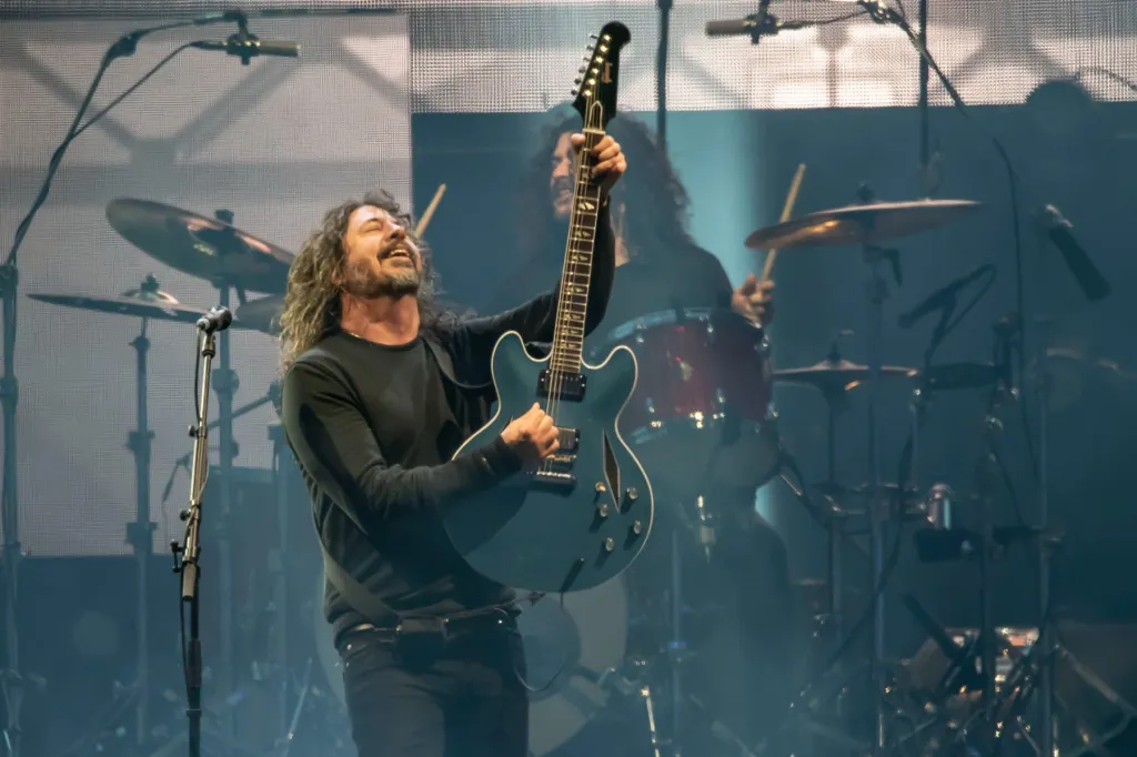 Foo Fighters Tease New Album, Hint at Australia Return in Tasmania