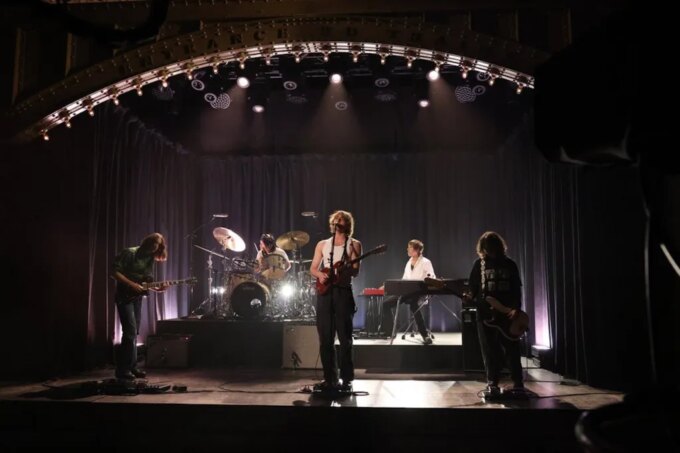 Geese Perform 'Au Pays du Cocaine' and 'Trinidad'