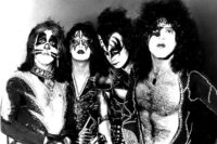 Gene Simmons Says Peter Criss 'Had Nothing to Do' With 'Beth'