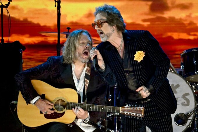 Hear New Two New Black Crowes Songs