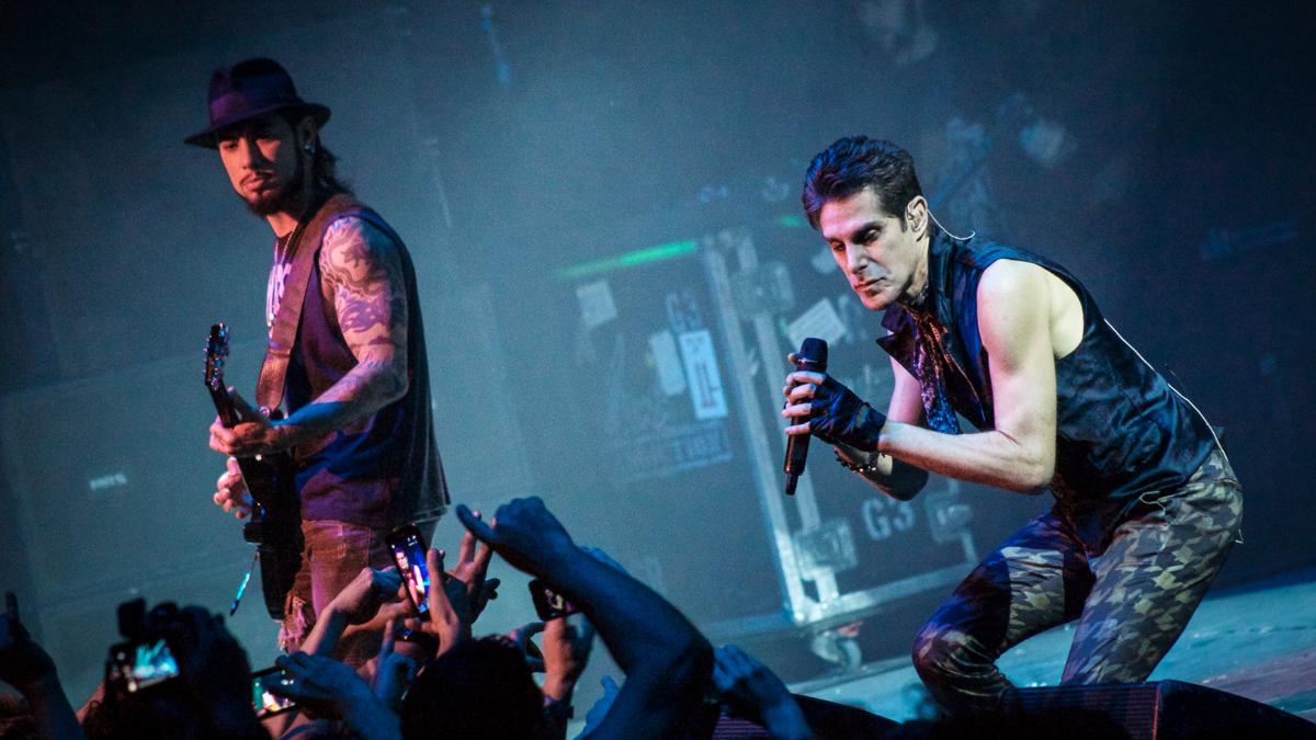 Jane’s Addiction, Perry Farrell Settle Lawsuit, Terminate the Band