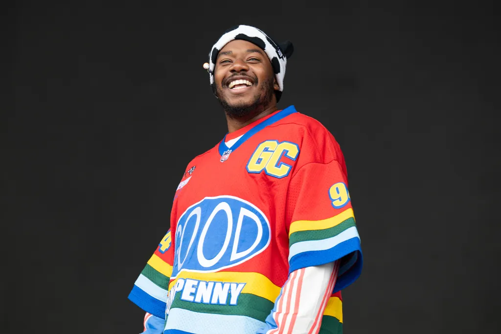 Kyrie Irving Pays $11K for LaRussell's New Album