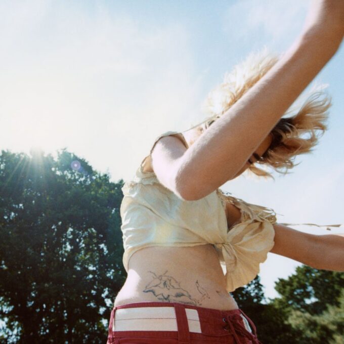 Modern Woman | Dashboard Mary