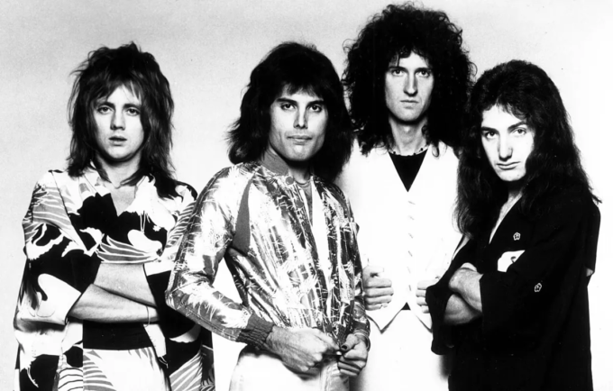 Queen Drops a Previously Unreleased Christmas Track from 1974