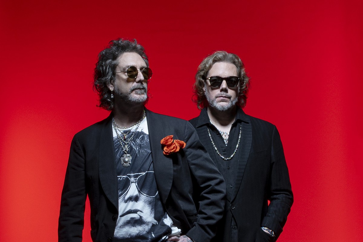 Rich Robinson Reflects on New Music From the Black Crowes