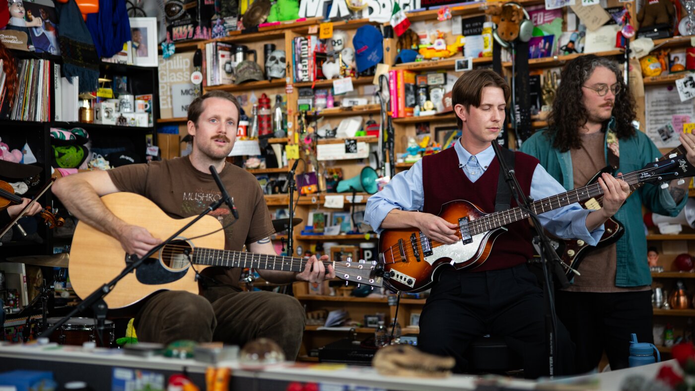 Tiny Desk Concert : NPR
