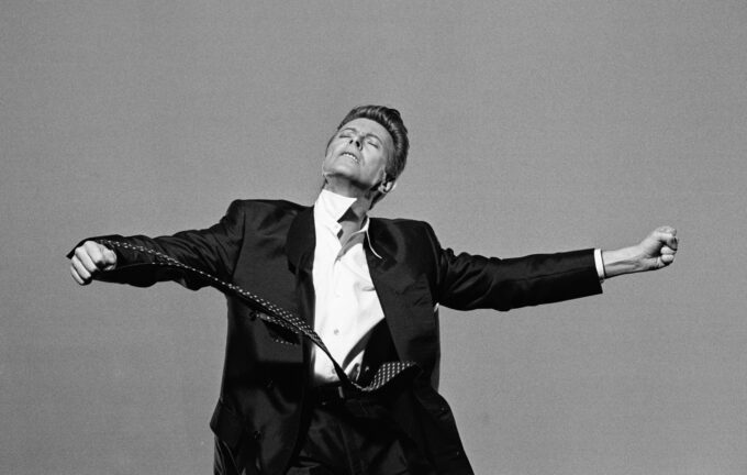 Watch The Libertines, The Horrors, Anna Calvi, The Molotovs and more perform David Bowie covers for new 'Heroes Never Die' tribute special