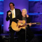 After Billy Steinberg's Death, Tom Kelly Revisits Five Hot 100 No. 1s