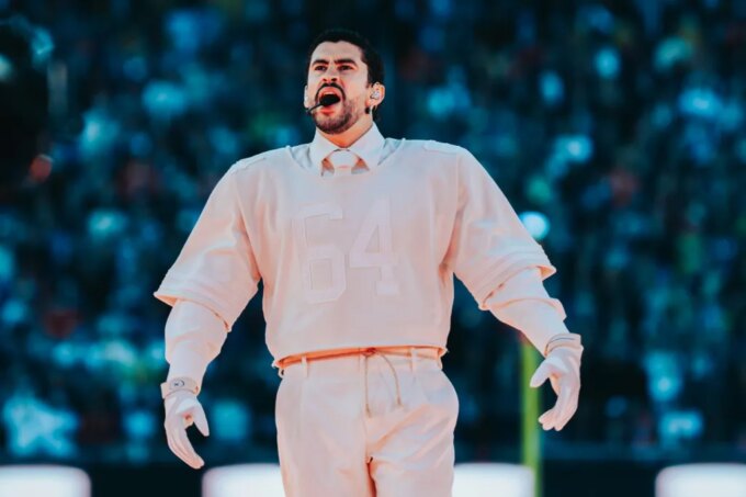 Bad Bunny’s ‘DtMF’ Holds Atop Global Charts