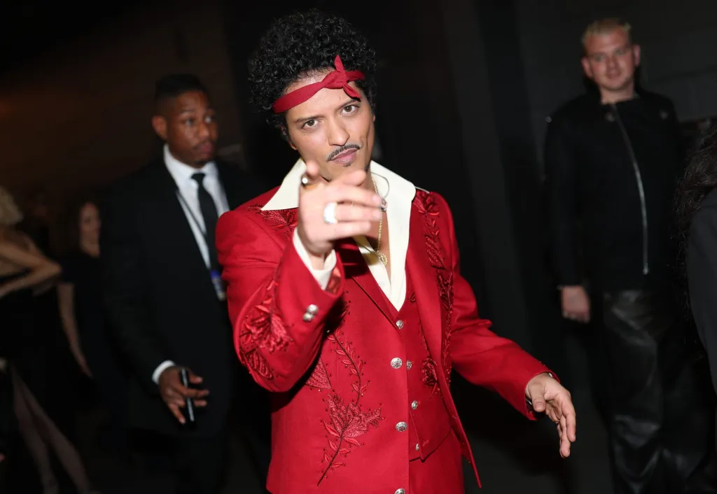 Bruno Mars' New Album 'The Romantic' Has Arrived: Stream It Now