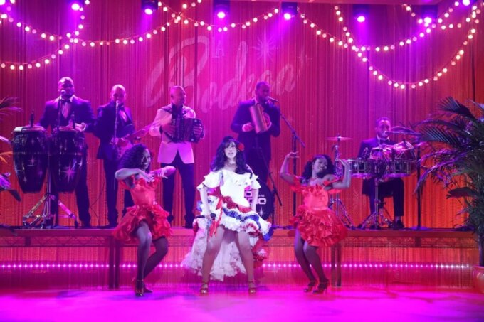 Cardi B Performs 'Bodega Baddie' and 'ErrTime'