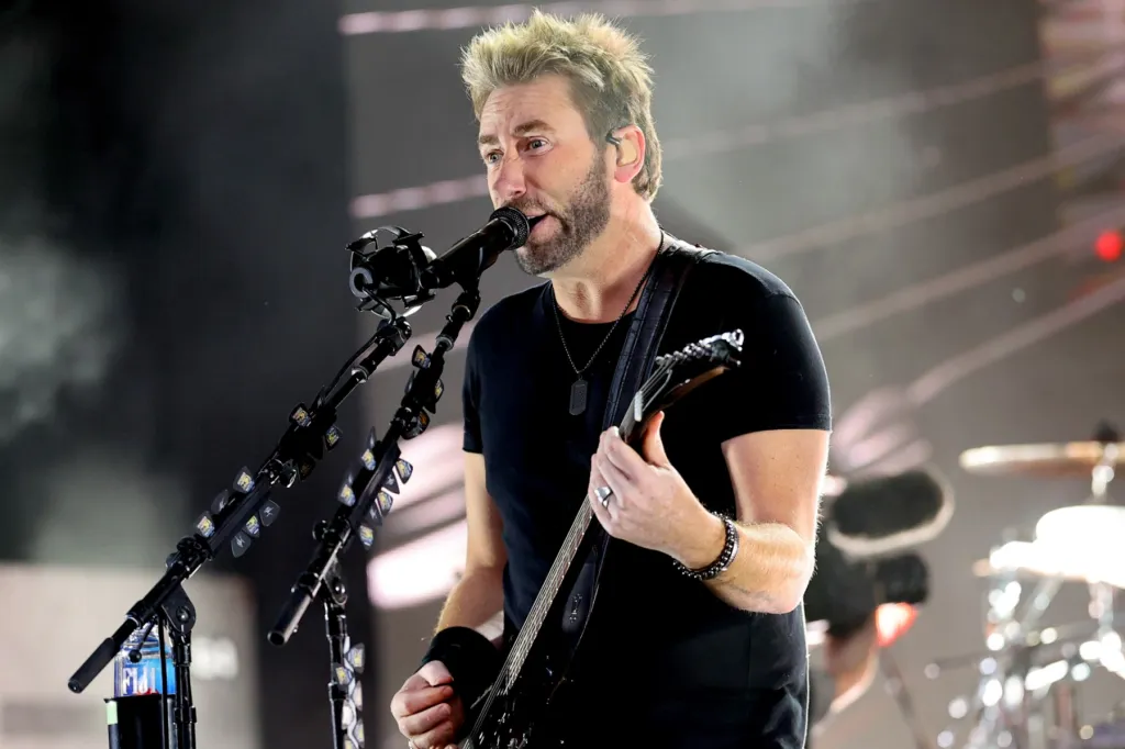 Chad Kroeger Sings Nickelback’s 'Rockstar' for Demanding Fan