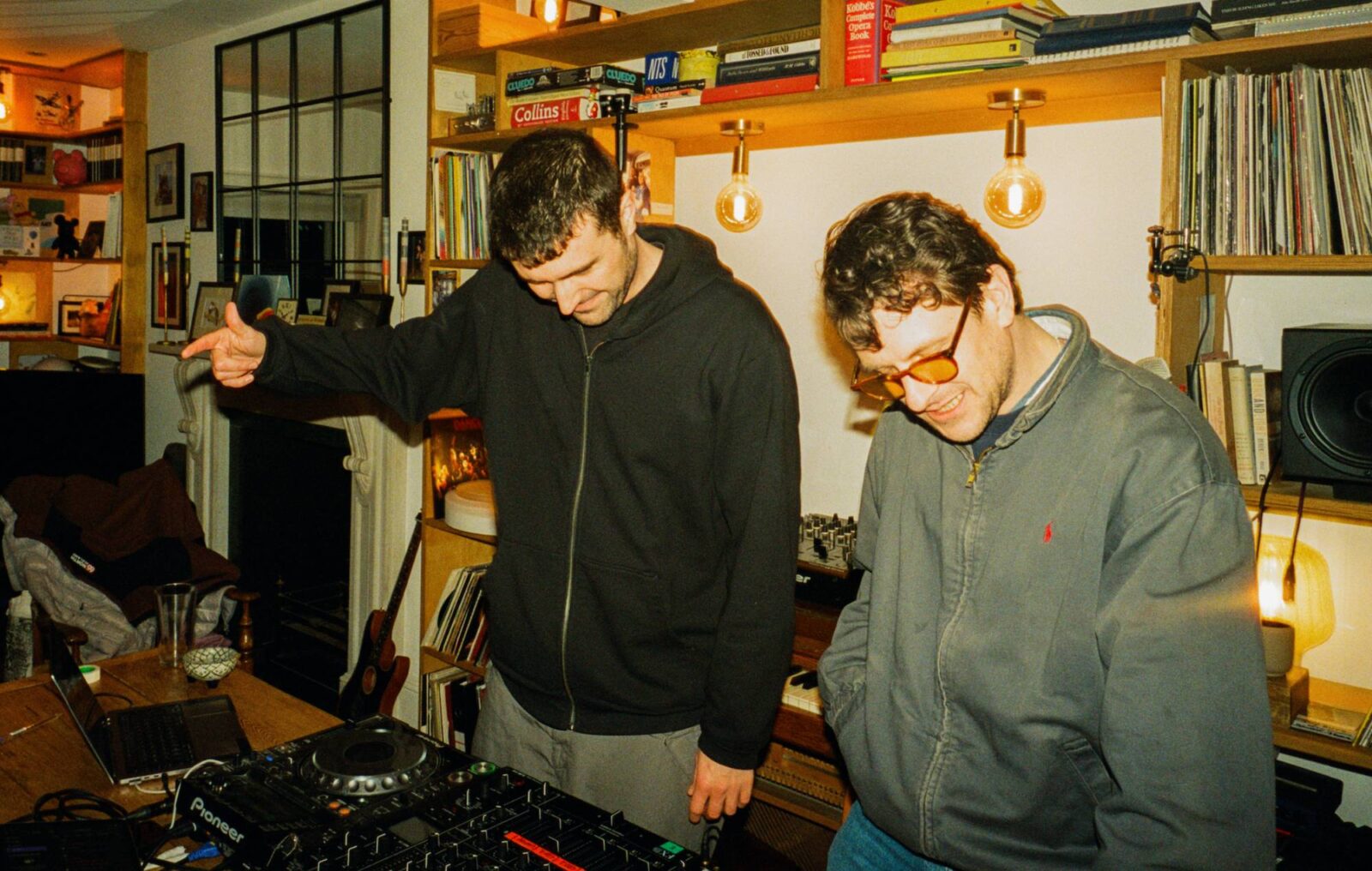 Fred again.. and Jamie T team up for euphoric collab single 'Lights Burn Dimmer'