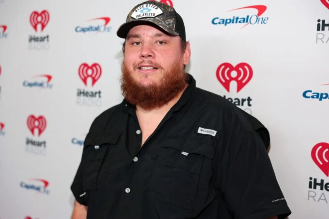 Luke Combs' 'The Way I Am' Tracklist Includes Alison Krauss Duet