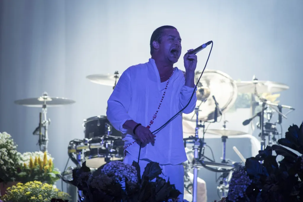 Mike Patton Hints at Split With Faith No More