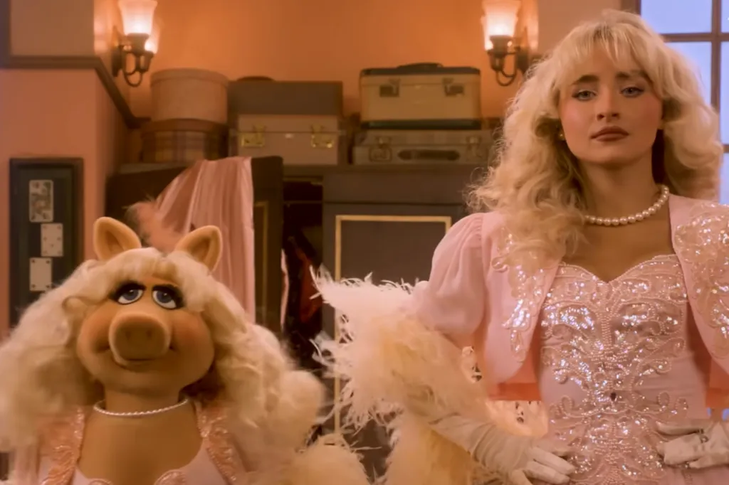Miss Piggy on Sabrina Carpenter & Whether They 'Made Up' After Arrest