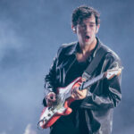 The 1975's Matty Healy goes viral for gifting TV to Uber driver and rescuing motorist with dead battery
