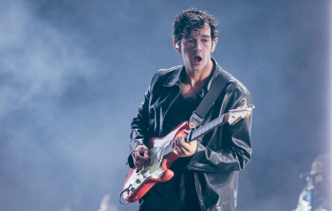 The 1975's Matty Healy goes viral for gifting TV to Uber driver and rescuing motorist with dead battery