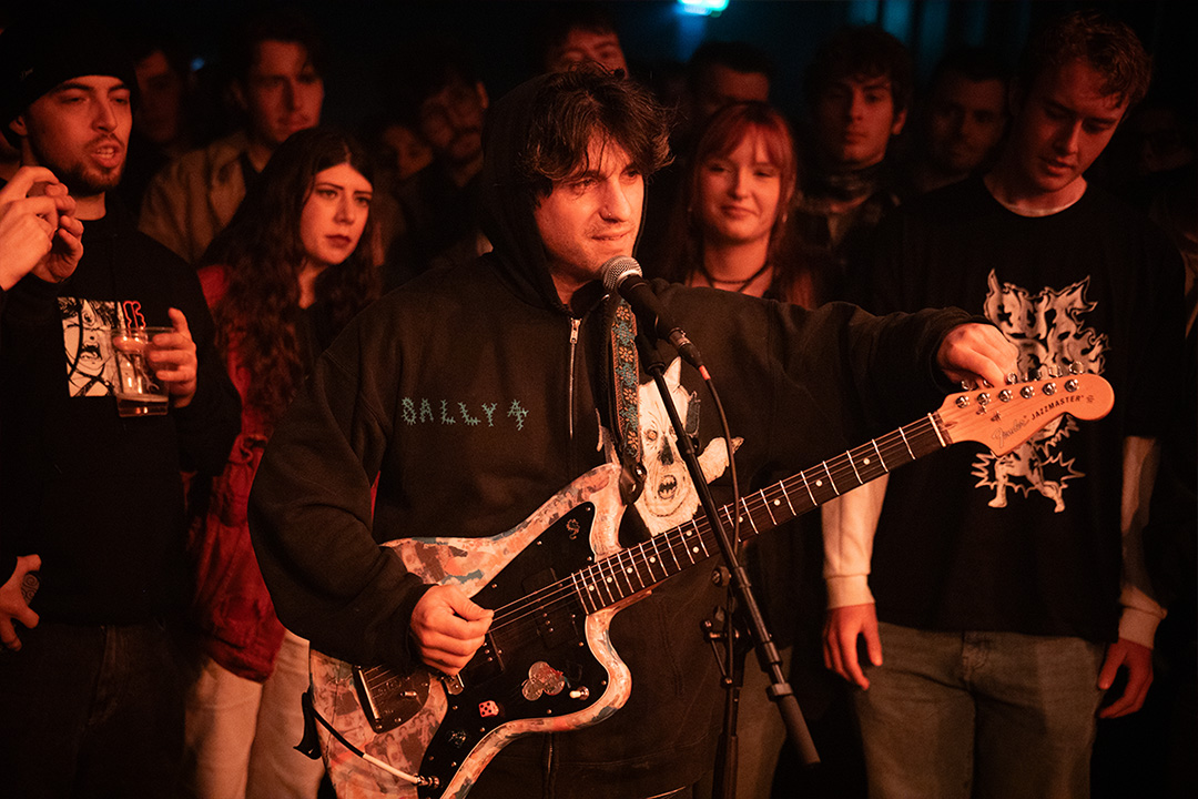 They Are Gutting A Body Of Water: Gorilla, Manchester