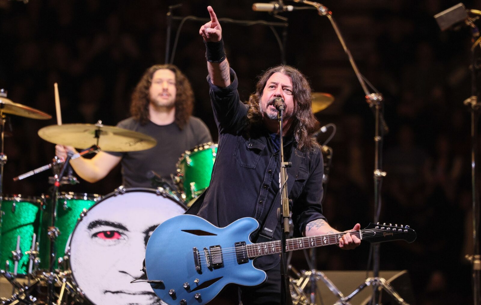 Watch Foo Fighters kick off intimate run of UK and Ireland shows in Dublin