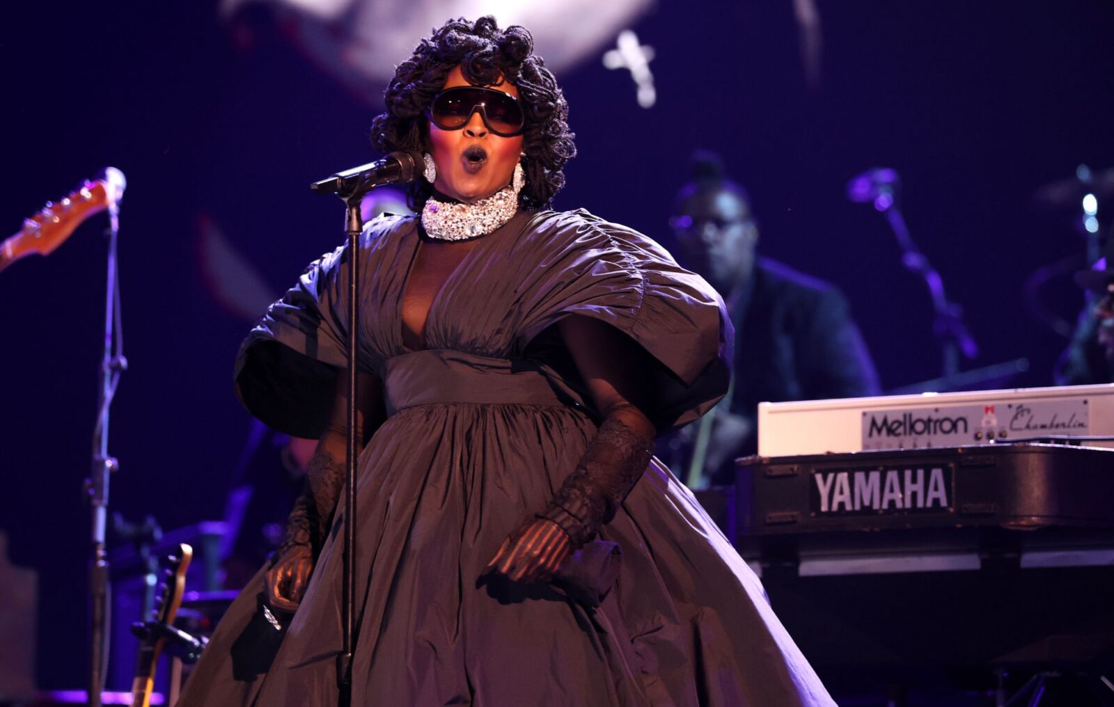 Watch Lauryn Hill's moving tribute performance to D’Angelo and Roberta Flack at 2026 Grammys