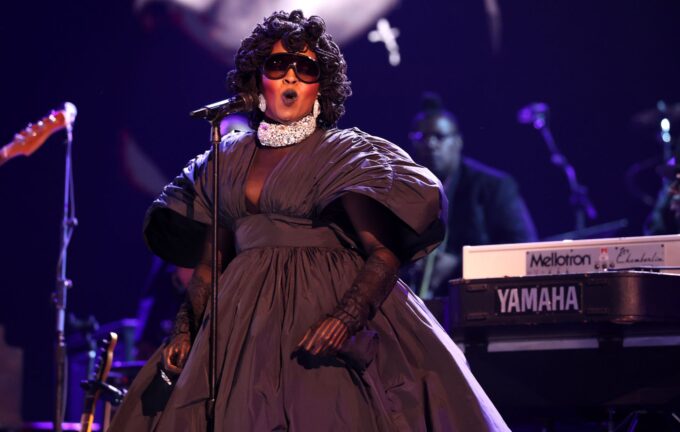 Watch Lauryn Hill's moving tribute performance to D’Angelo and Roberta Flack at 2026 Grammys