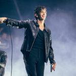 Watch The 1975's Matty Healy surprise fans with The La's cover and Lewis Capaldi guest spot at charity acoustic gig