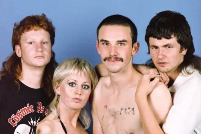 Amyl And The Sniffers Celebrate Tenth Anniversary With 'Giddy Up/Big Attraction' Vinyl Release