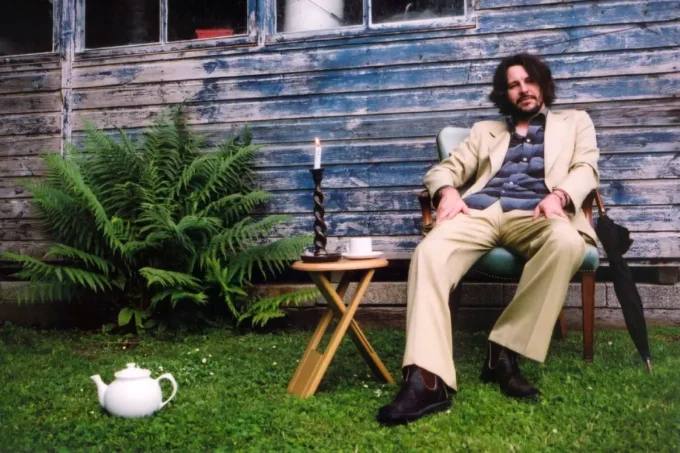 Bernard Fanning Tells Heckler To 'Get F***ed' At 'Tea & Sympathy' Sydney Show