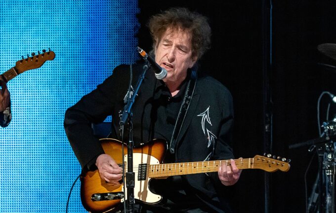 Check out Bob Dylan's first time cover of Eddie Cochran's 'Nervous Breakdown'