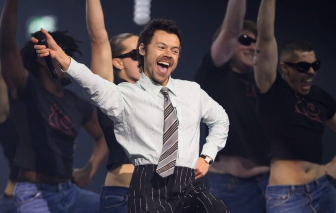 Harry Styles gifted 50 free tickets to Manchester show to pupils from his old school