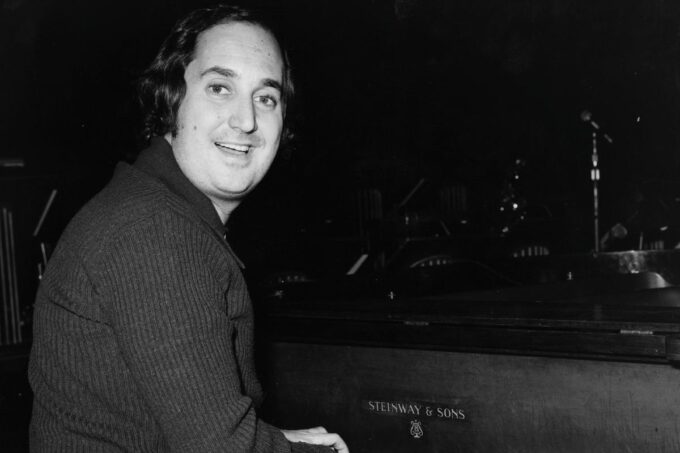 Legendary Songwriter Neil Sedaka Dies: Rockers React