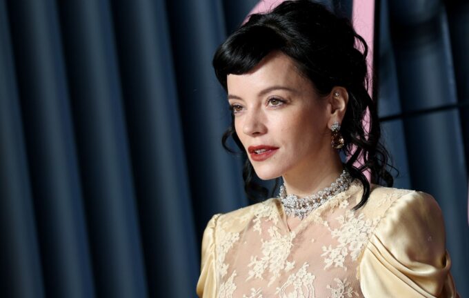 Lily Allen responds to claims of "smear campaign" against her as she kicks off 'West End Girl' tour