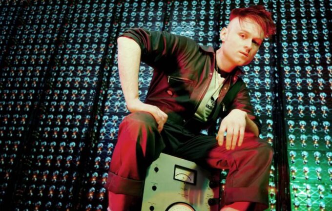 Look Mum No Computer unveils UK Eurovision 2026 song 'Eins, Zwei, Drei'