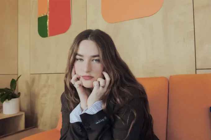 'This Is Real, It's Happening, & I'm In It': Mia Wray On Stadium Tours, Intimate Shows & Her Second Record