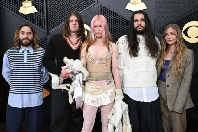 Wet Leg to Play 'SNL UK' Premiere Episode